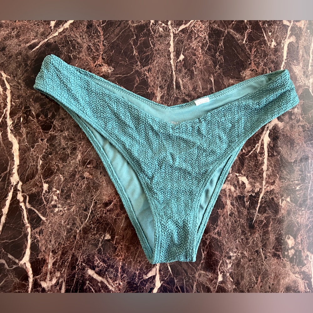 A&F Swim High Leg Cheeky bikini bottom